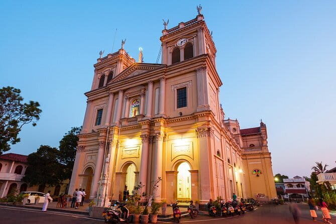 Private Colombo City Tour with Traditional Srilankan Lunch - FAQs