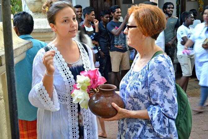 Private Colombo Walking Tour with a Local Guide - Authentic Experiences and Real Traveler Insights