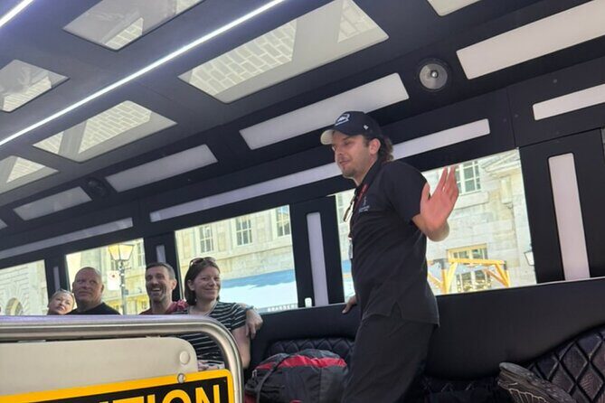 Private Corporate Party Bus Tour of Montréal - The Practicalities: What’s Included and How It Works