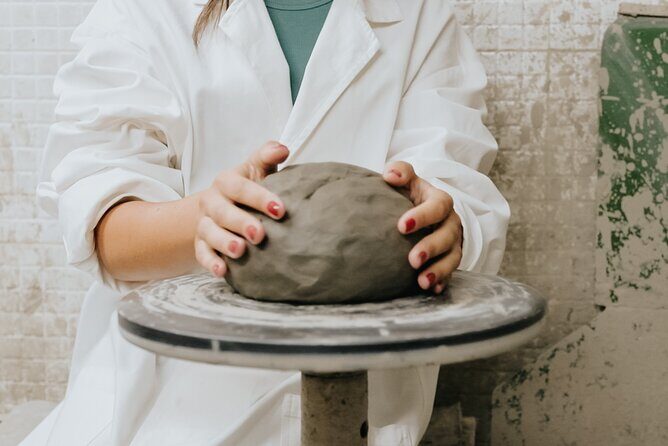 Private course of Apulian Ceramics in Masseria - Exploring the Private Apulian Ceramics Course in Masseria: A Genuine Artistic Journey in Puglia