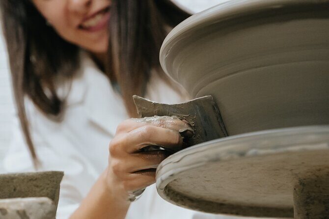 Private course of Apulian Ceramics in Masseria - Who Should Consider This Experience?