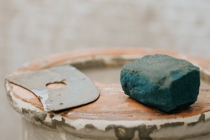 Private course of Apulian Ceramics in Masseria - FAQs