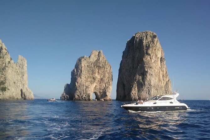 Private Cruise around Capri - yacht 50' - FAQ