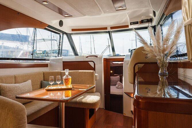 Private Cruise on Luxury Yacht in Porto - Frequently Asked Questions