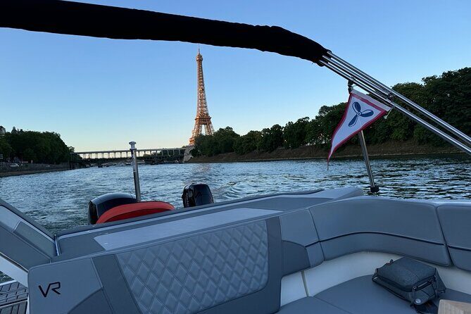 Private cruise on the Seine with Happy Cruise in Paris - FAQ