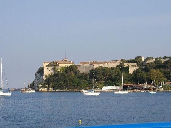 Private cruise to Cap d'Antibes and the Lérins Islands by sailboat - A Detailed Look at the Private Cruise to Cap dAntibes and the Lérins Islands