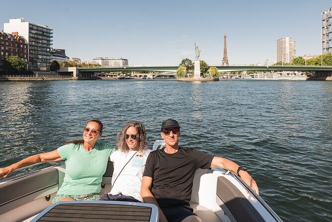Private Cruise to Discover Paris - FAQ