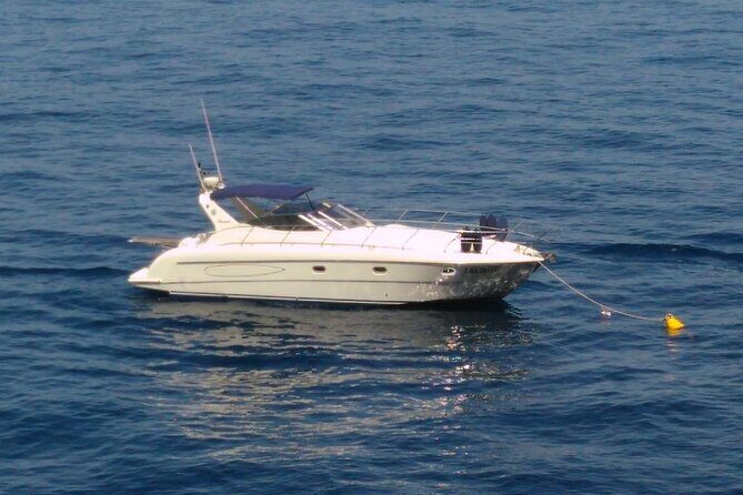 Private Cruise to Ischia and Procida - Yacht 40' - The Sum Up