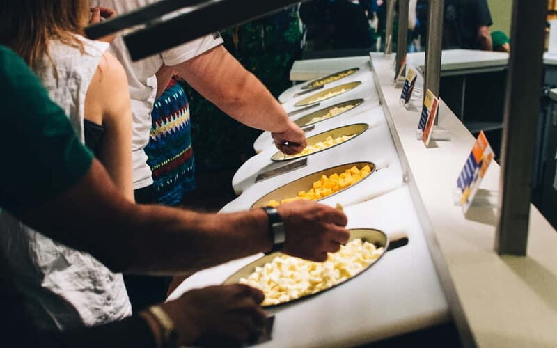 Private CUS Tour: giethoorn & Windmill zaanse en// - Why Choose This Tour?