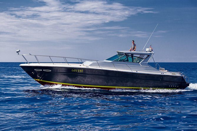 Private custom Blue & Green Cave tour with yacht from Hvar town - Exploring the Itinerary: What You Can Expect