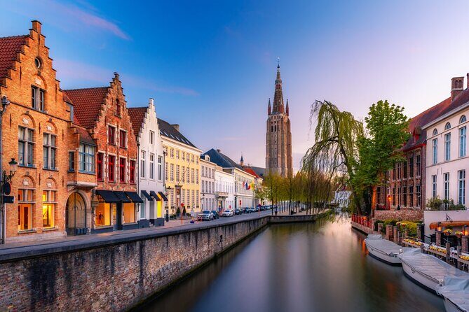 Private Customizable Guided Tour: Explore at Your Own Pace - Exploring Historic and Cultural Gems