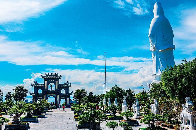 Private Customize car rental 4 hours - 8 hours- 12 hours Da Nang - The Sum Up