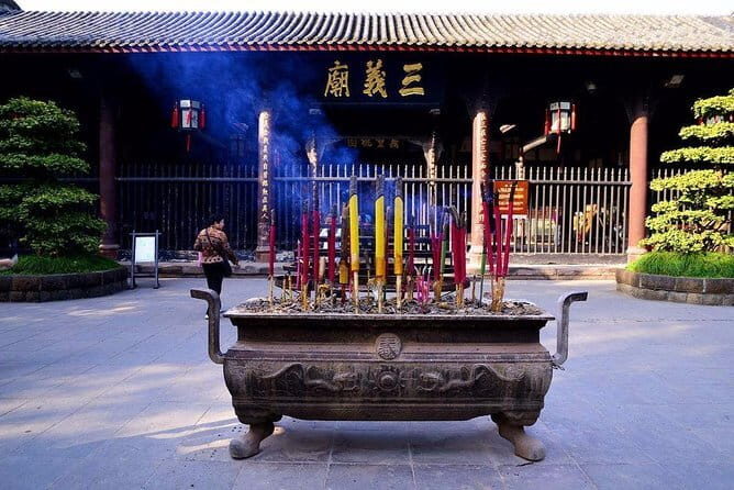 Private Customized Chengdu City Highlights Tour with Hotpot Meal - FAQ