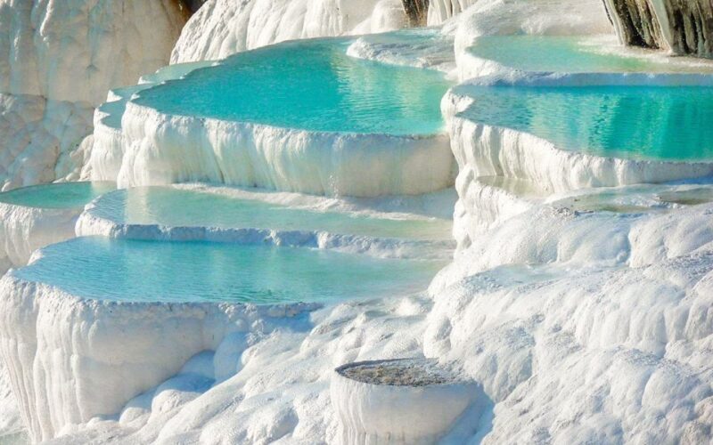 Private Daily Pamukkale Tour from Istanbul by Plane - Key Points