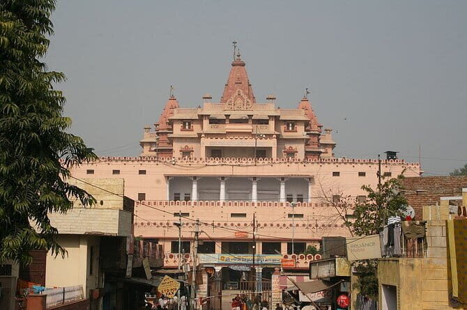 Private Day Excursion To Mathura And Vrindavan From Delhi - Who Is This Tour Best For?