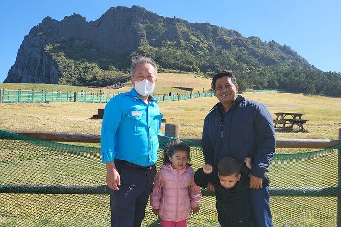 Private Day Tour A lot of Experienced Jumbo Taxi Driver in jeju - Key Points