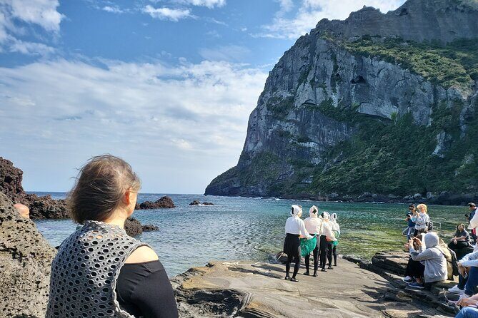 Private Day Tour A lot of Experienced Jumbo Taxi Driver in jeju - Discovering Jeju’s Traditional Heart at Seongeup Folk Village