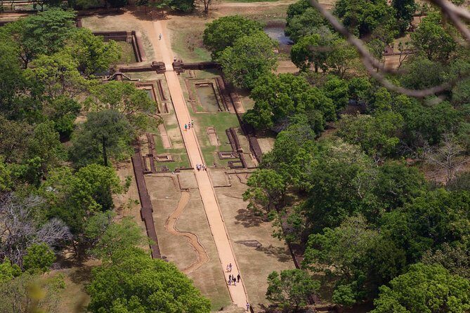 Private Day Tour from Colombo to Sigiriya, Dambulla & Pidurangala - Frequently Asked Questions