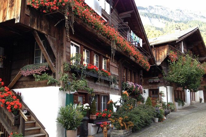 Private Day tour from Interlaken: Lake, Gorge & Waterfall - What Does the Tour Include and Exclude?