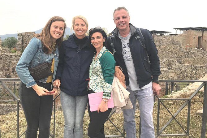 Private Day Tour from Rome to Pompeii and Herculaneum with Hotel Pick up - Exploring Pompeii and Herculaneum with a Private Day Tour from Rome: An In-Depth Review