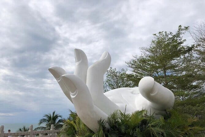 Private Day Tour in Sanya: Nanshan Cultural Tourism Zone and Luhuitou - FAQ