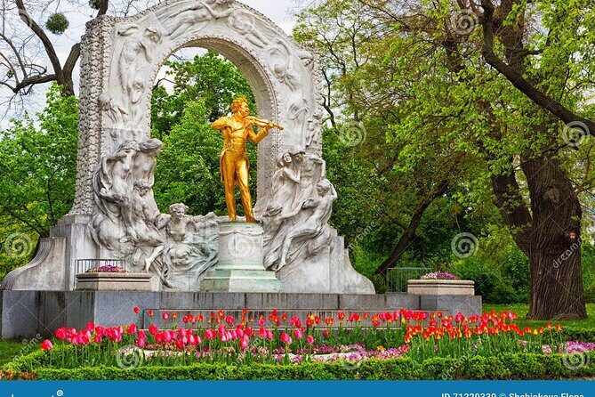 Private Day Tour in Vienna from Budapest with Licensed Guide - FAQ