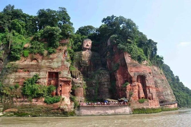 Private Day Tour: Leshan Buddha Of Chengdu - A Closer Look at the Tour Experience