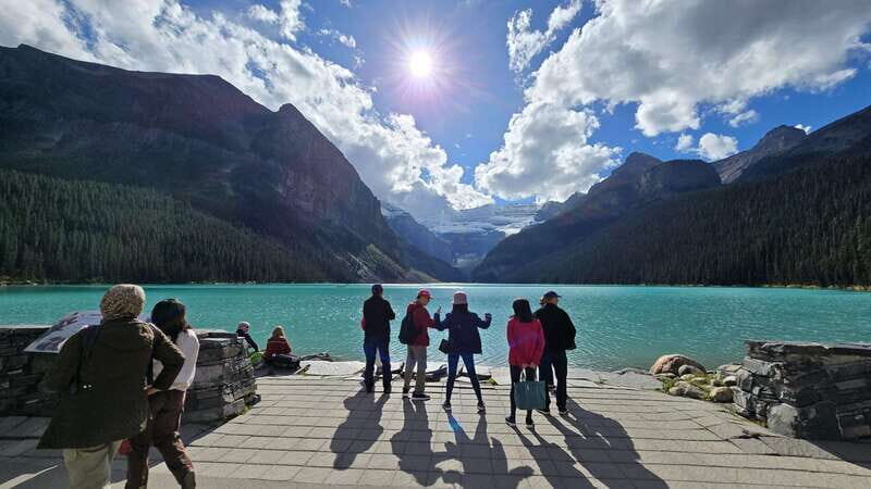 Private Day Tour: Moraine Lake and Lake Louise - Key Points
