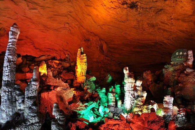 Private Day Tour of Baofeng Lake and Yellow Dragon Cave - Detailed Review of the Tour Experience