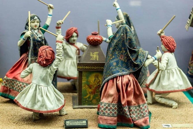 Private Day Tour of Delhi's Unusual Museums with Lunch - Key Points