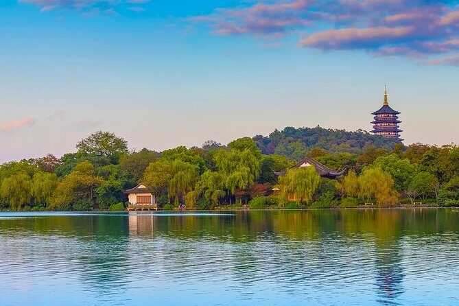 Private day tour of Hangzhou - Exploring West Lake: The Heart of Hangzhou
