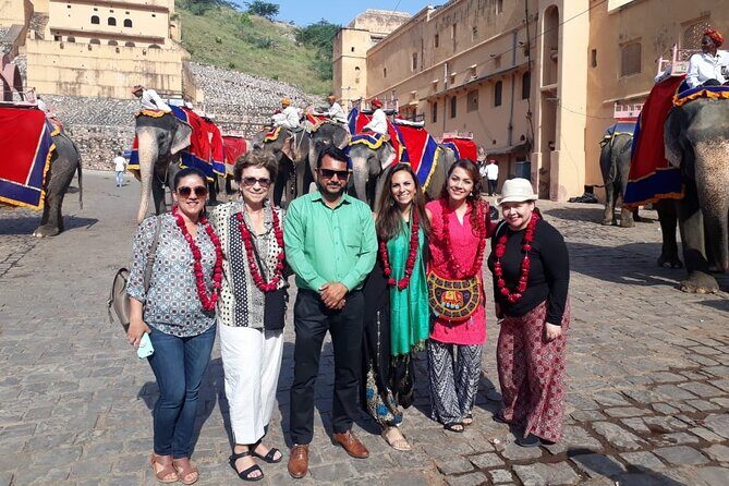 Private day tour of Jaipur with Driver and Guide - Transportation & Guide Experience