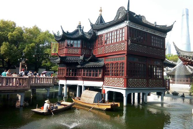 Private Day Tour of Jing'an Temple Yu Garden and Old Street - The Practicalities: What to Expect