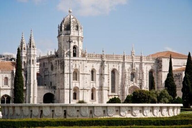 Private day Tour of Lisbon - Key Points