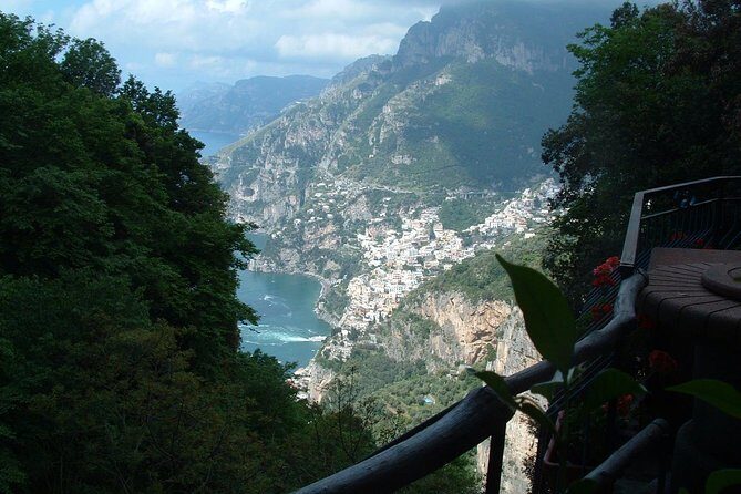Private Day Tour of Pompeii, Sorrento and Positano with Pick Up - Exploring Pompeii: History and Mystique