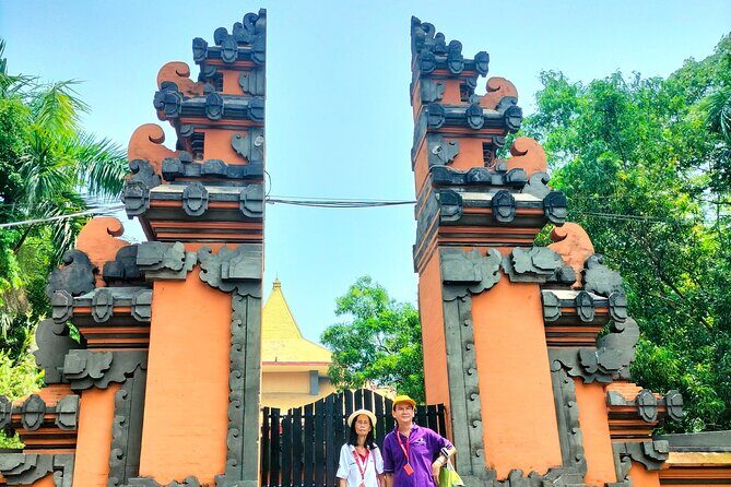 Private Day Tour Surabaya Historiculture - Sanggar Agung Temple & Buddhist Sites