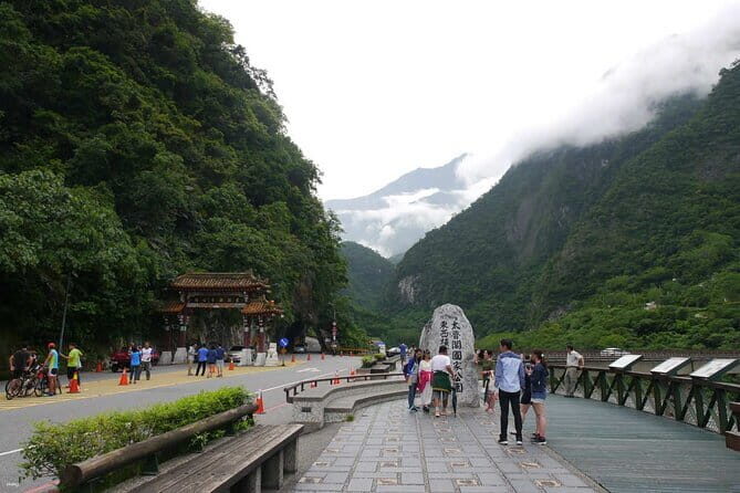 Private Day Tour to East Coast  Jade Picking from Hualien - Who This Tour Is Best For
