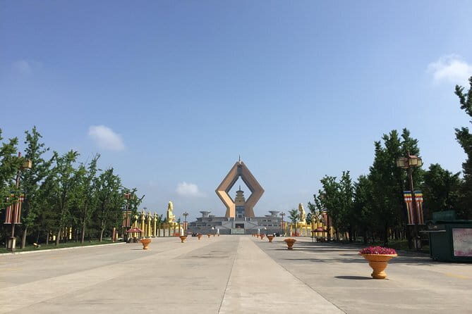 Private Day Tour to Famen Temple and Qian Mausoleum from Xian - Key Points