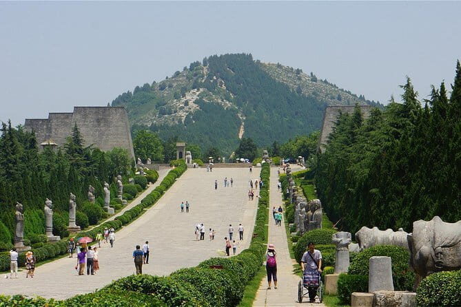Private Day Tour to Famen Temple and Qian Mausoleum from Xian - Dive Into the Details: What to Expect