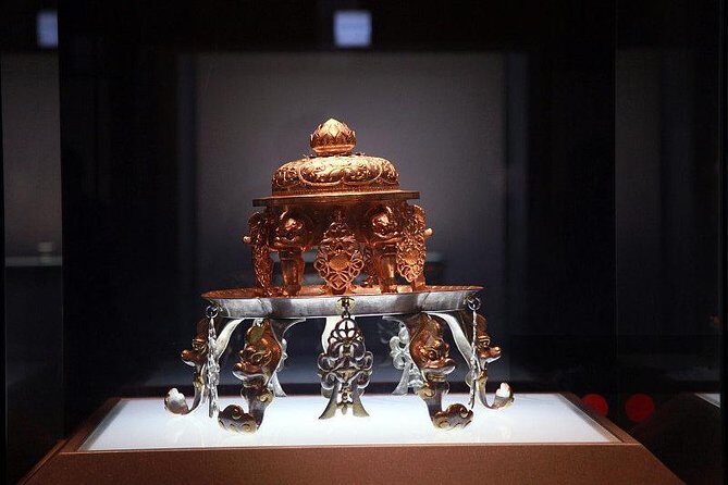 Private Day Tour to FaMen Temple and Vegetarian food Experience - The Significance of the Relics
