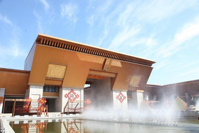 Private Day Tour to FaMen Temple and Vegetarian food Experience - The Sum Up