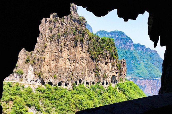 Private Day Tour to Guoliangcun Cliff Village from Luoyang - Practical Tips for Future Travelers