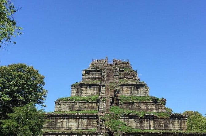 Private Day Tour to Koh Ker Off the Beaten Track - An In-Depth Look at the Tour Experience