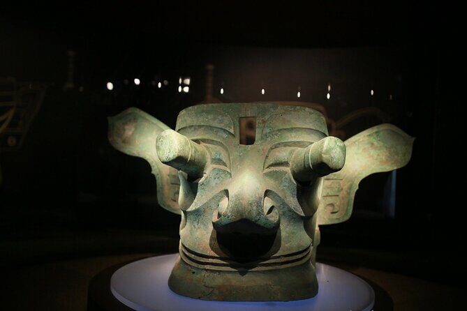 Private Day Tour to Panda Base and Sanxingdui Museum from Chengdu - Key Points