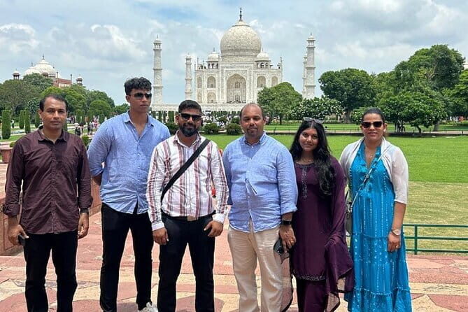 Private Day Tour to Taj Mahal and Agra Fort from Delhi by Car - The Sum Up