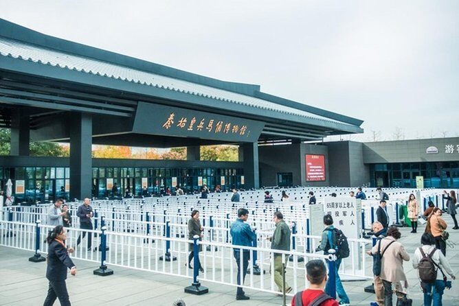 Private Day Tour to Xi'an Terracotta Warriors Museum With Xian Airport Pickup - An In-Depth Look at the Tour Experience