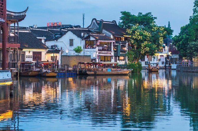 Private Day Tour to Zhujiajiao Water Town and Shanghai City Highlights - Transitioning to Shanghai’s Modern Marvels