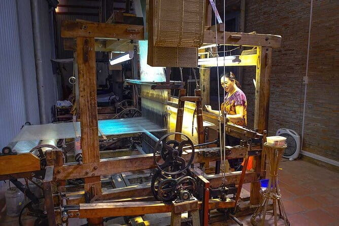 Private Day Trip Discover Van Phuc Silk,Duong Lam Ancient Village - Analyzing the Value