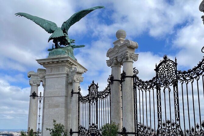 Private Day Trip from Bratislava to BUDAPEST - Key Points