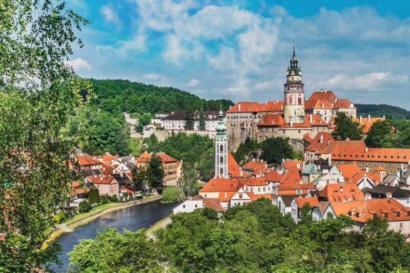 Private day trip from Linz to Cesky Krumlov and back - Transportation & Comfort